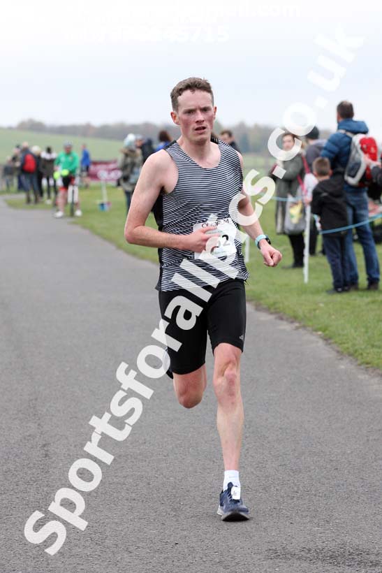 Senior men and womens Heaton Memorial 10k Road Race, Newcastle Town Moor. Photo:  David T. Hewitson/Sports for All Pics